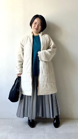 チンツ加工プリーツスカート