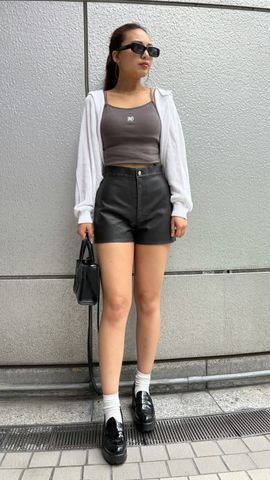 ヴィンテージ風フェイクレザーショートパンツ – EGOIST