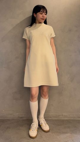 WOMEN'S STITCHED 3D LOGO DRESS（ウィメンズ ステッチド 3Dロゴ