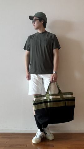 MEN'S GRAPHIC HIGHNECK （リラックスフィット）（メンズ