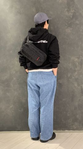 QUILTED SLING WALKER（キルテッド スリングウォーカー（ボディバッグ
