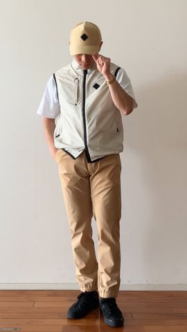 新品　BRIEFING POCKETABLE WIND VEST ベージュ MEN'S POCKETABLE WIND VEST（メンズ ポケッタブル ウィンドベスト