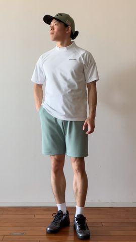 MEN'S SHADOW LOGO JQ HIGHNECK （リラックスフィット）（メンズ
