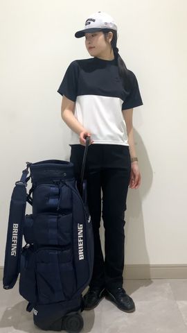 ブリーフィングMENSバイカラー背面BIGLOGOハイネックシャツネイビーM新品 MEN'S BI-COLOR HIGHNECK（メンズ バイカラーハイネック（半袖