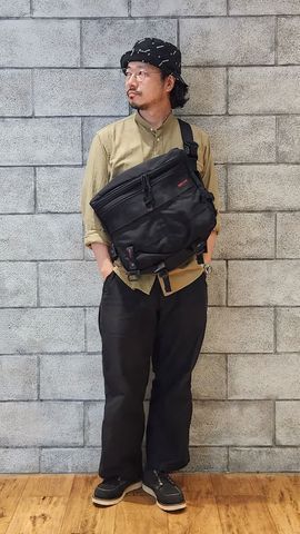 オフィシャルサイト・直営店限定／BLACKカラー10月下旬頃入荷