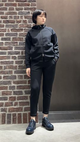 WOMEN'S 3D LOGO PARKA（ウィメンズ 3D ロゴパーカー