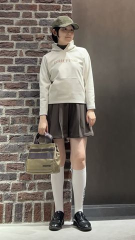 WOMEN'S PLEATED SHORT PANTS（ウィメンズ プリーテッド ショート