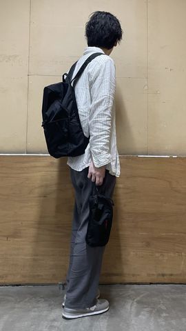 LIGHT BOX POUCH M RC（ライトボックス ポーチM RC）（BRA253G38