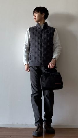 MEN'S HYBRID DOWN VEST（メンズ ハイブリッド ダウンベスト
