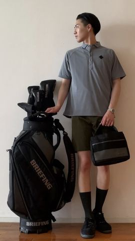 BRIEFING ブラックゴルフバッグ　ヘッドカバー付 DRIVER COVER PRO PREMIUM CARBON（ドライバーカバープロプレミアム