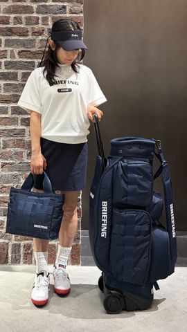 WOMEN'S COLLEGE LOGO HIGHNECK（リラックスフィット）（ウィメンズ