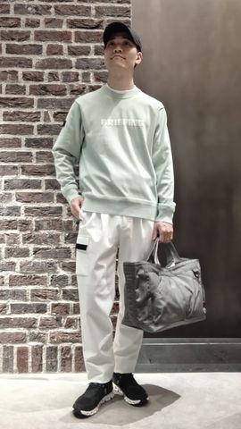 MEN'S STITCHED 3D LOGO LS HIGHNECK （リラックスフィット）（メンズ