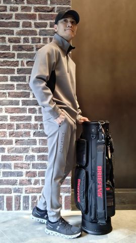 MEN'S WARM 3D LOGO HALFZIP TOP（メンズ ウォーム 3Dロゴ ハーフ