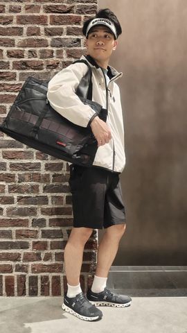 MEN'S SHADOW LOGO JQ HIGHNECK （リラックスフィット）（メンズ