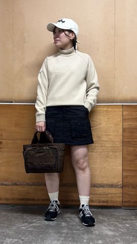 HOL WOMEN'S STITCH LOGO FAKE LAYERED HIGHNECK（ホリデーウイメンズ