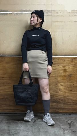WOMEN'S WARM LOGO LINE SKIRT（ウィメンズ ウォーム ロゴライン