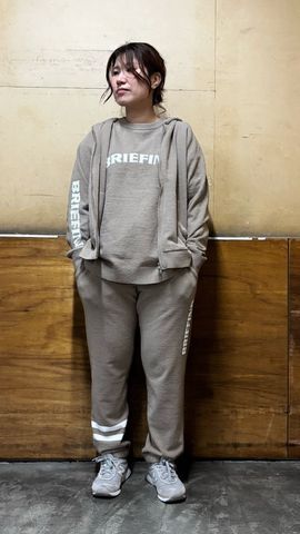 LW RELAXED KNIT PARKA（リラックスドニットパーカー）（BRA251F01