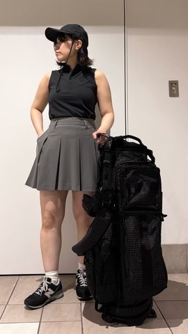 WOMEN'S STRETCH PLEATED SKIRT（ウィメンズ ストレッチ プリーテッド