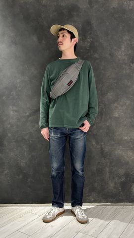 BLACK 3月上旬頃入荷予定】TRIPOD（トライポッド（ボディバッグ