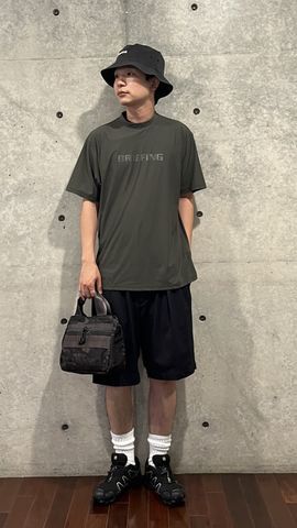 MEN'S GRAPHIC HIGHNECK （リラックスフィット）（メンズ