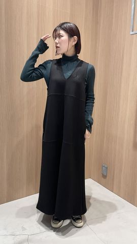 ONEPOINT STAR☆ V NECK DRESS｜CONVERSE TOKYO (コンバース