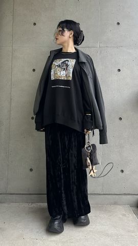 【希少】コンスタンティン ４１レプリカ　限定レア CLAMP】『xxxHOLiC』GRAPHIC SWEAT｜CONVERSE TOKYO (コンバース