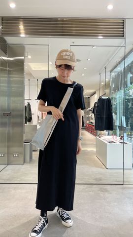 ストレイン&カウンターストレイン　3枚組 STRAIGHT PANEL SLIT DRESS｜CONVERSE TOKYO (コンバース