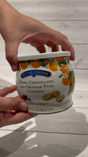 ロイヤルダンスク】ダークチョコ&オレンジピールクッキーの商品ページ